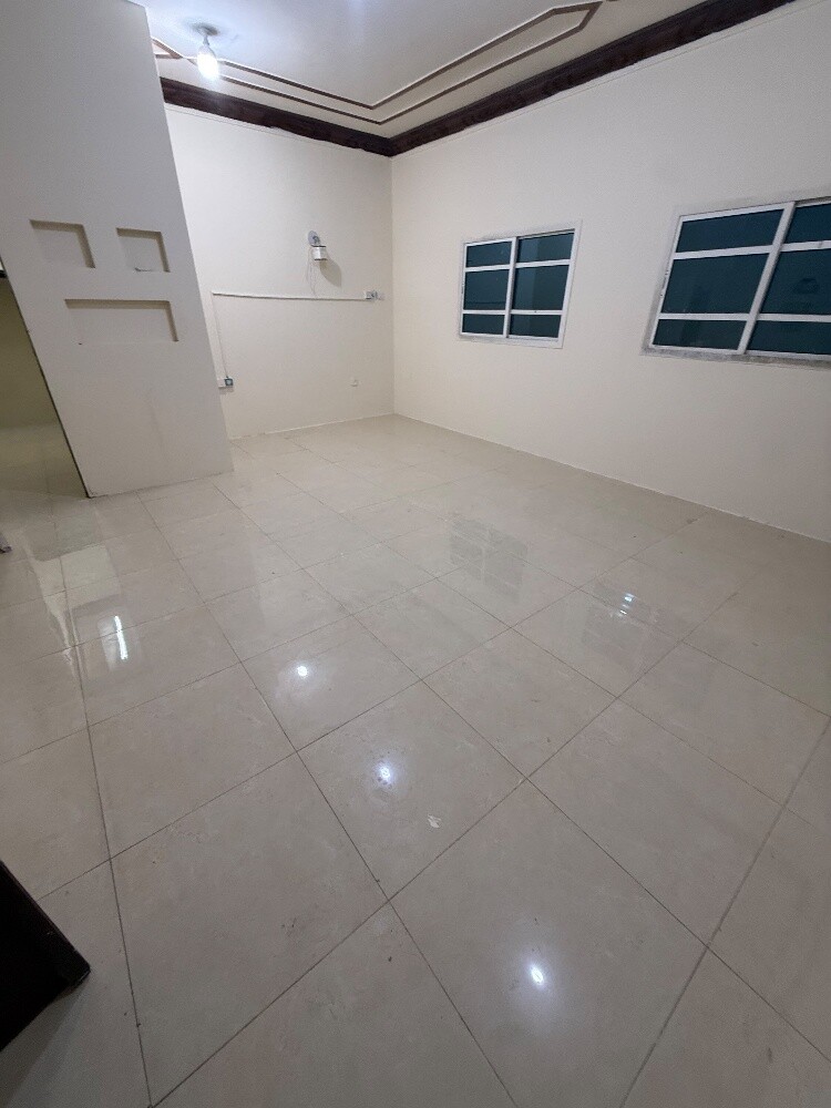 apartmant for rent in al khraytiyat - 5