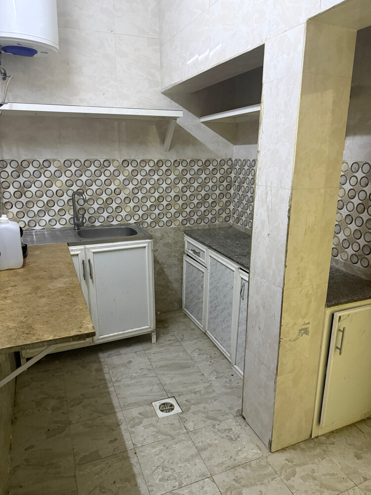 apartmant for rent in al khraytiyat - 8