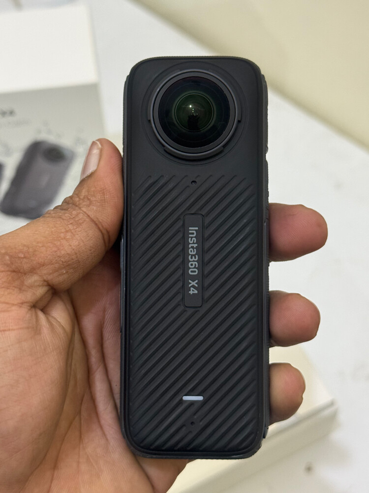 insta 360 x4 - 8