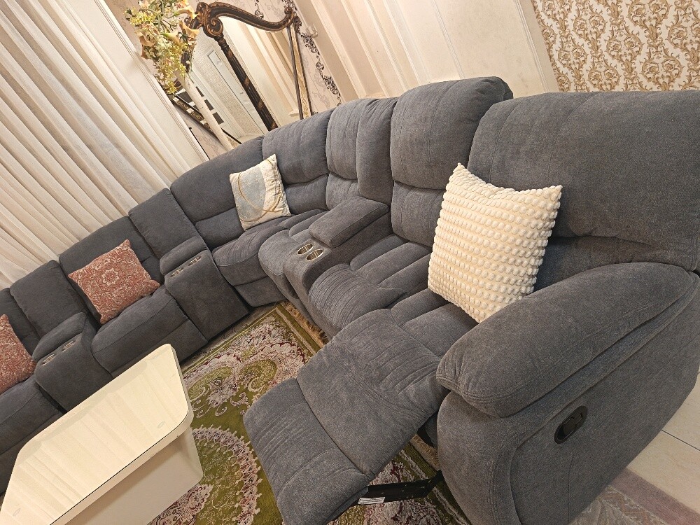 for sell racliner sofa like new - 2