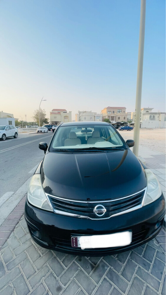 Nissan Tiida Hatchback 1.8 perfect  - 3