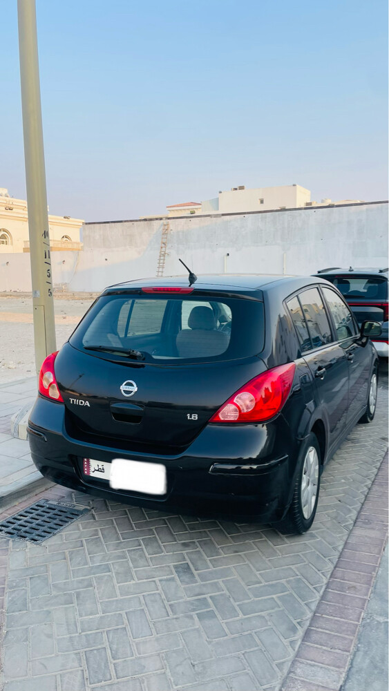 Nissan Tiida Hatchback 1.8 perfect  - 4