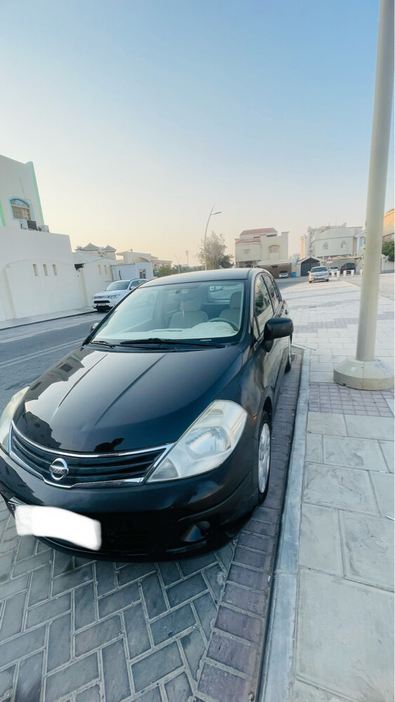Nissan Tiida Hatchback 1.8 perfect  - 2