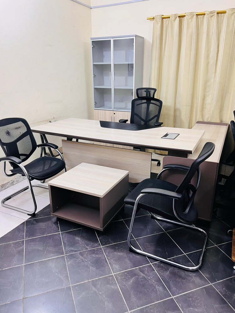 used office furniture selling  - 18