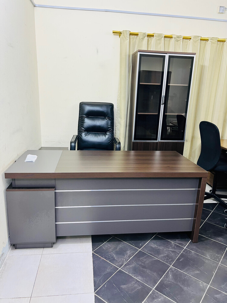 used office furniture selling  - 13