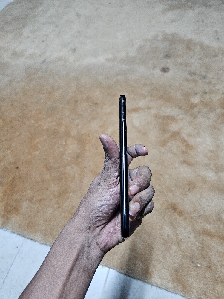 Samsung Galaxy S21 Plus 5G - 2