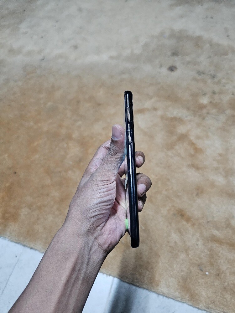 Samsung Galaxy S21 Plus 5G - 3
