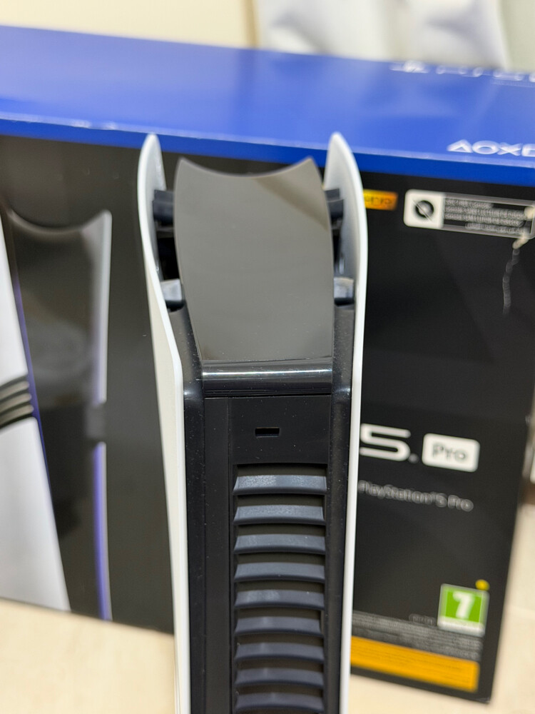 ps5 pro 2TB still new with box  - 11