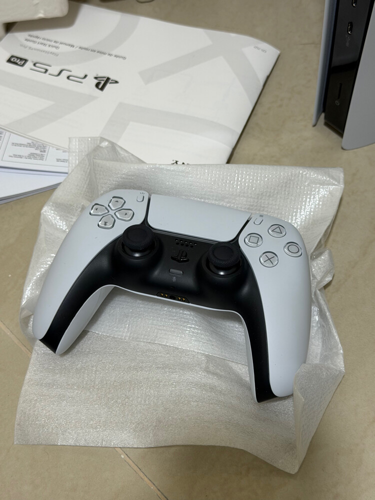 ps5 pro 2TB still new with box  - 10