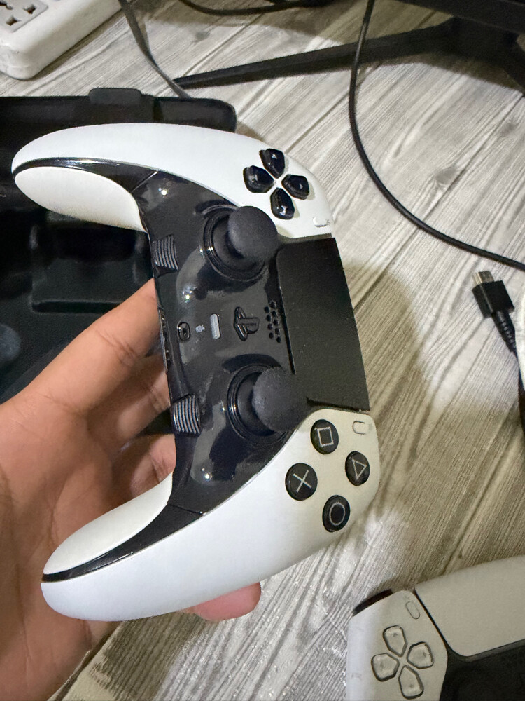PlayStation 5 edge controller - 3