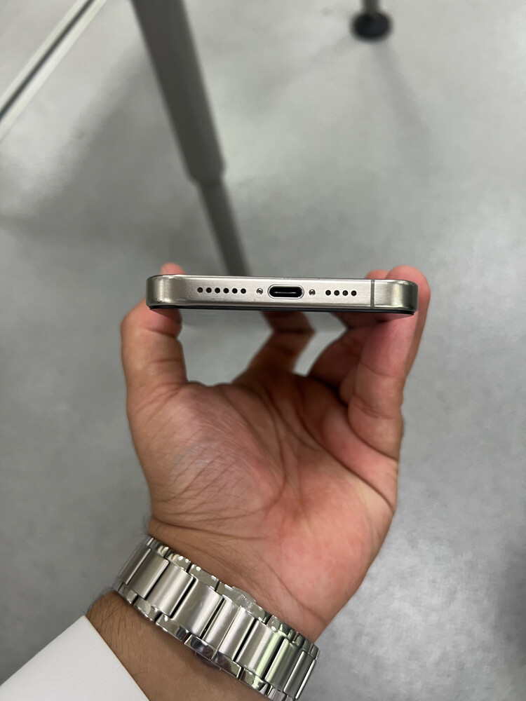 iPhone 15 Pro Max - 4
