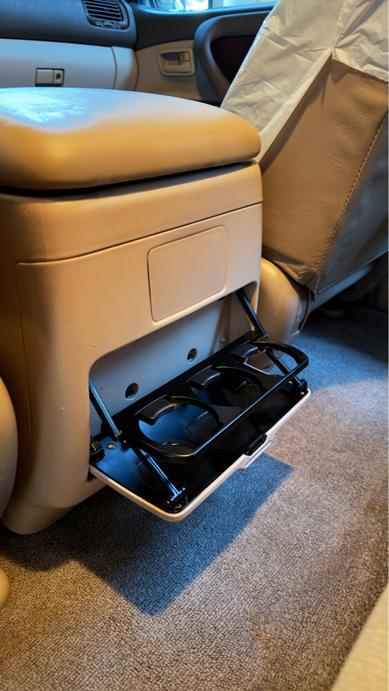 Land Cruiser GX - 8