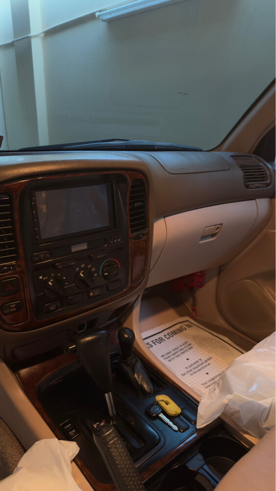 Land Cruiser GX - 7