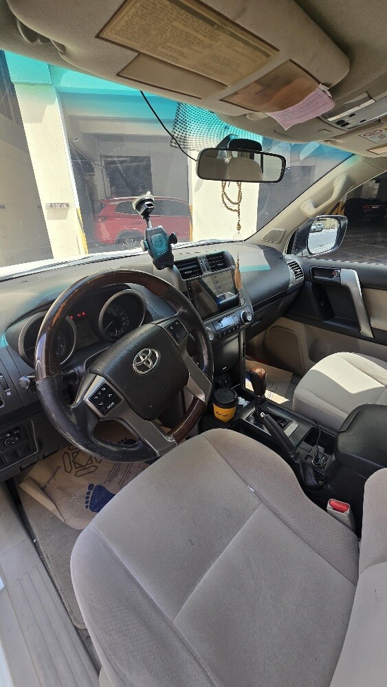 Toyota Land Cruiser Prado - 2