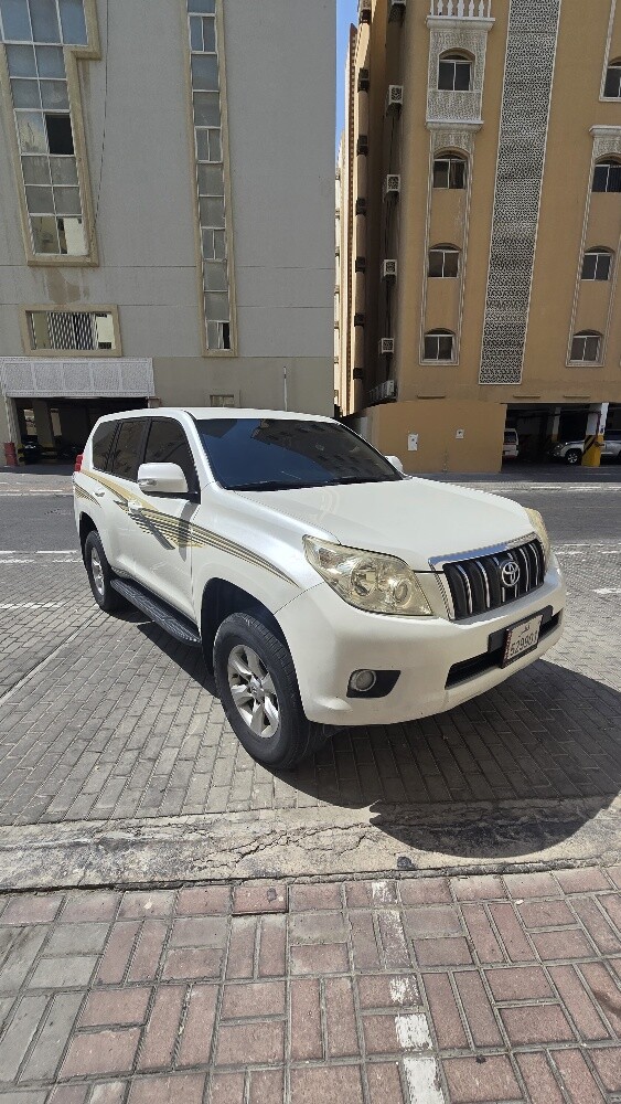 Toyota Land Cruiser Prado - 1
