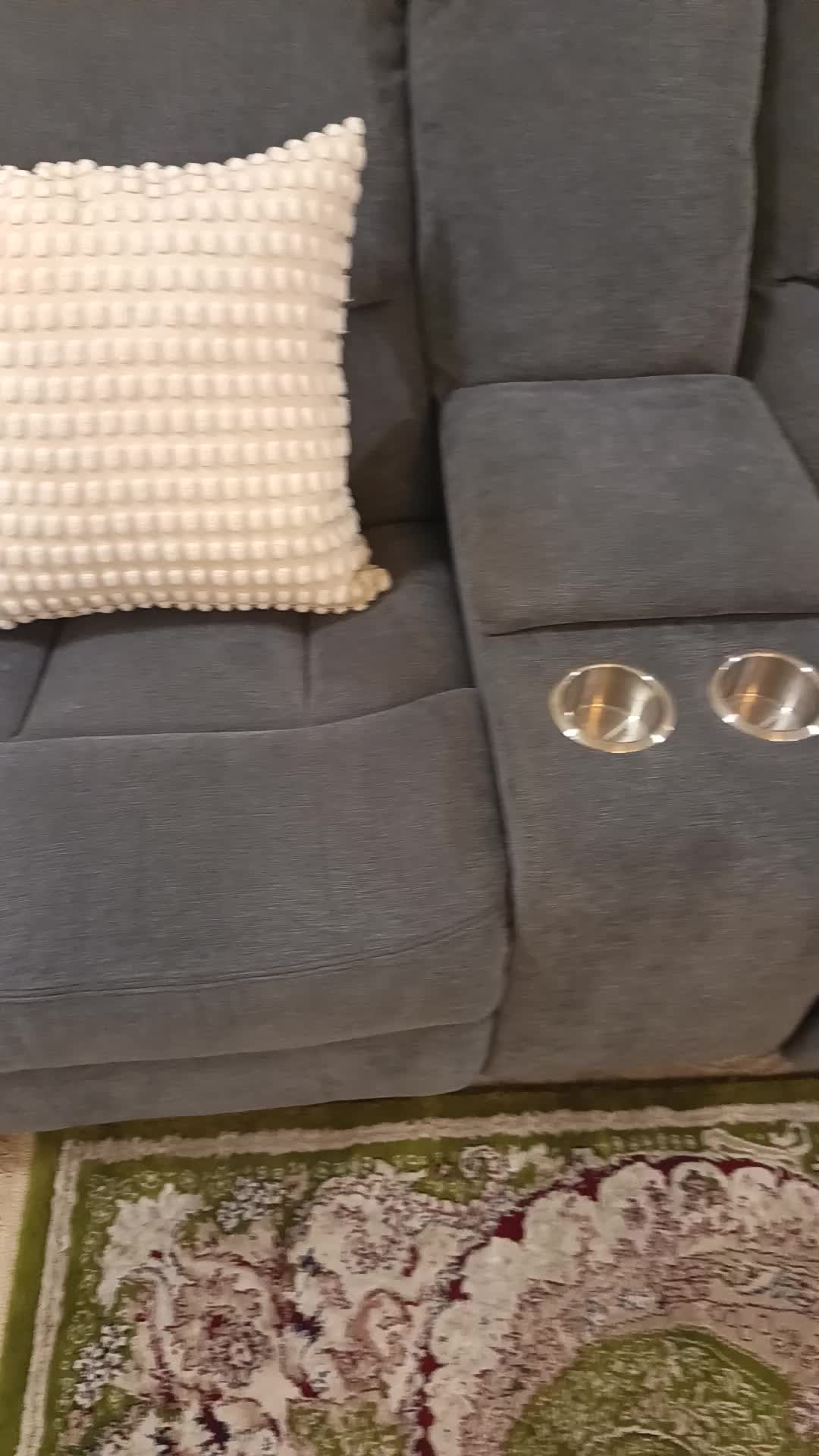 for sell racliner sofa like new - 9