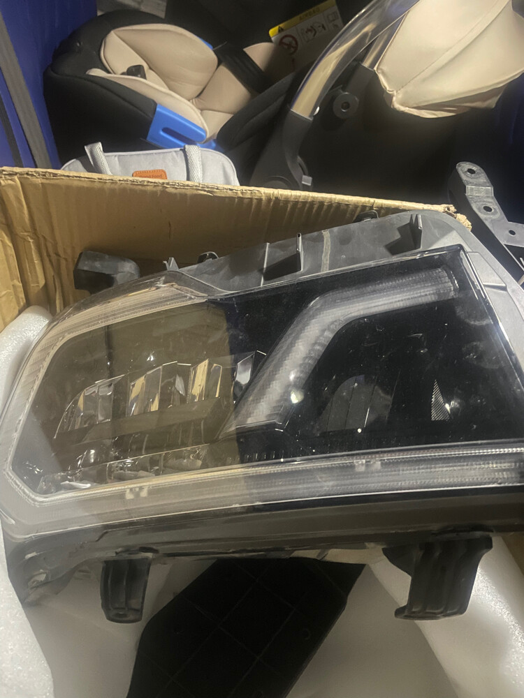 led headlights left side - 1