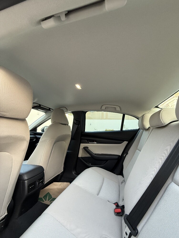 Mazda 3 sedan 2024 only 17k kms - 12