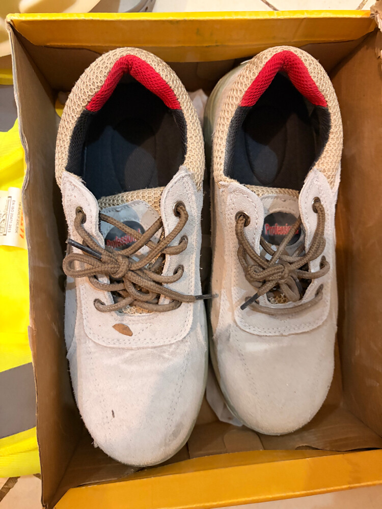 Safety Shoe, Cap, Safety Jacket - 4
