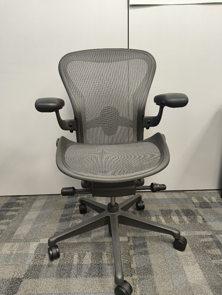 Herman miller AERON - 1