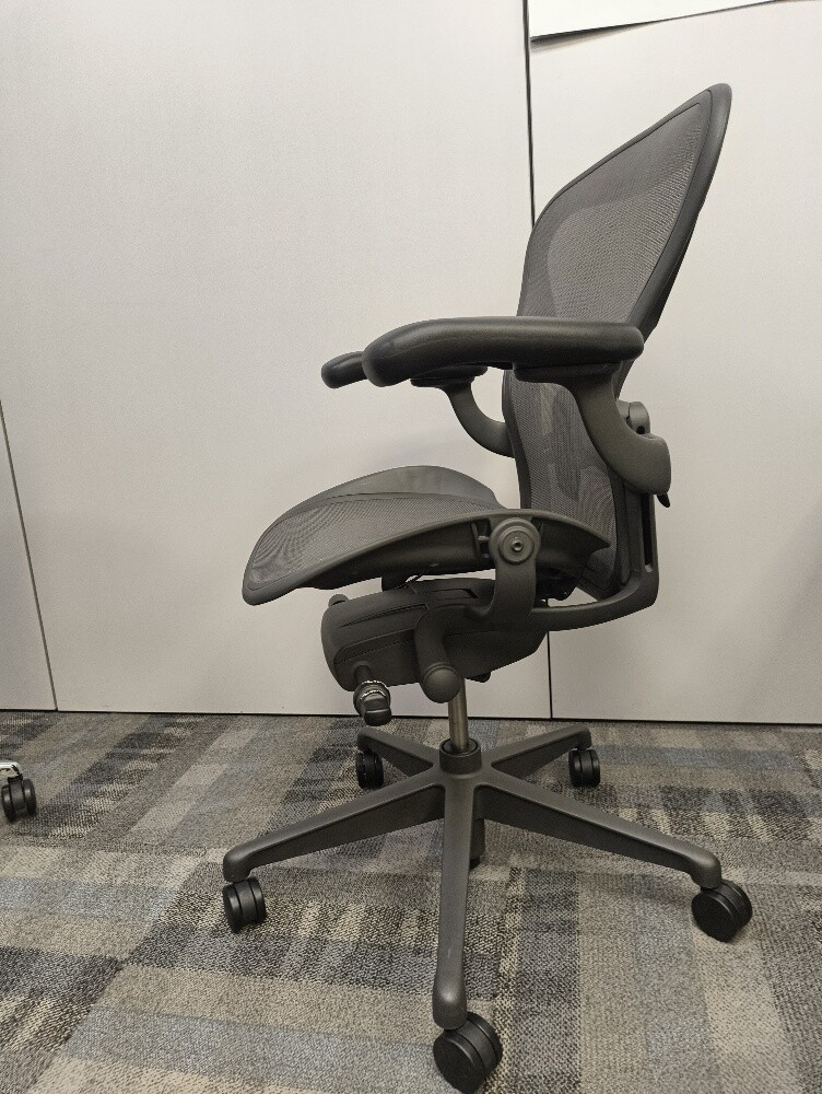 Herman miller AERON - 5