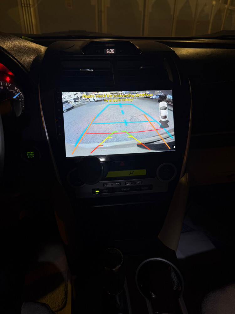 Toyota Camry  - 6