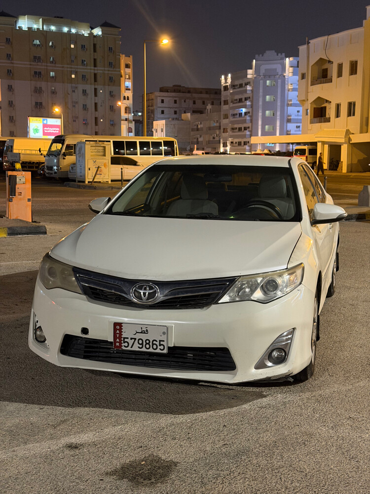 Toyota Camry  - 1