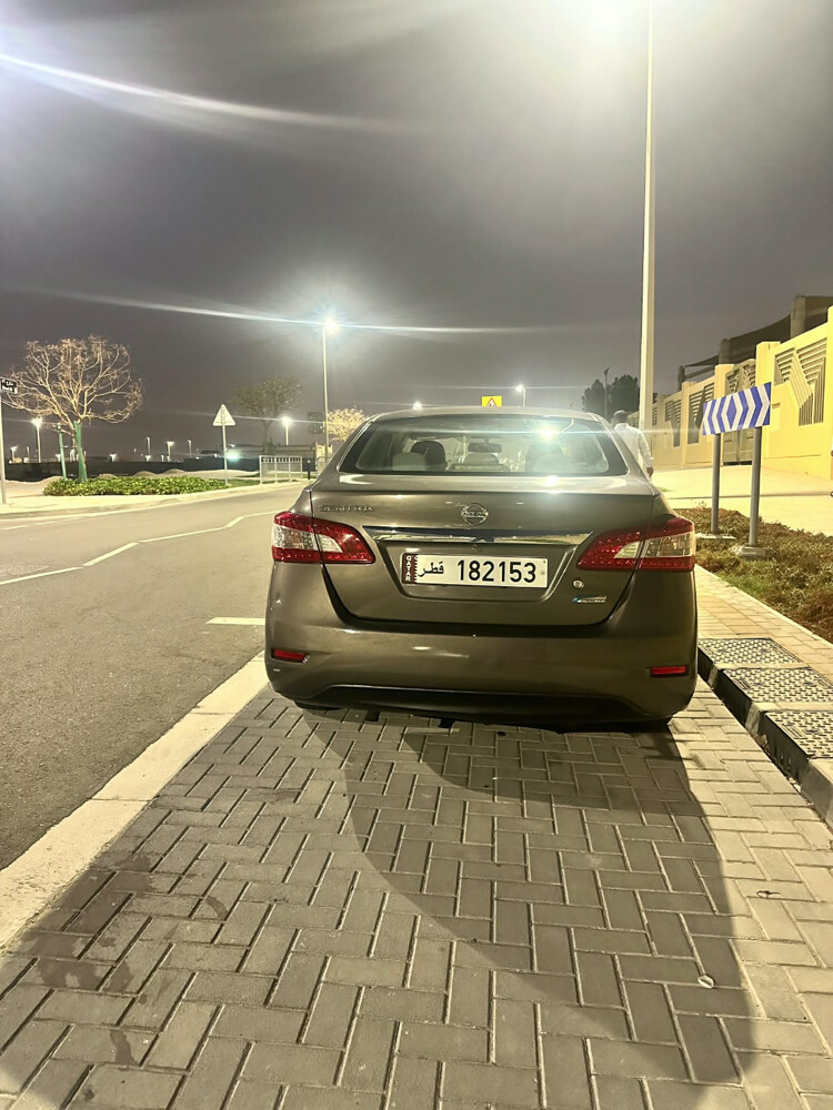 nissan sentra - 5