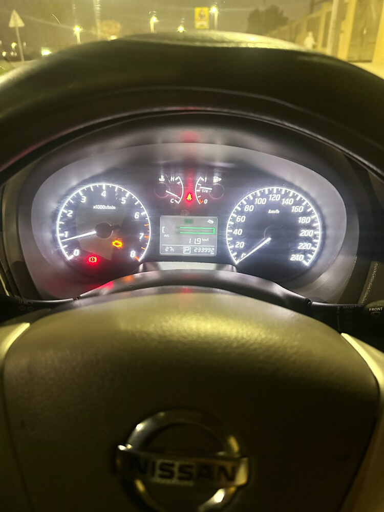 nissan sentra - 4