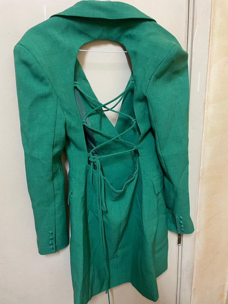 dress for event - 9