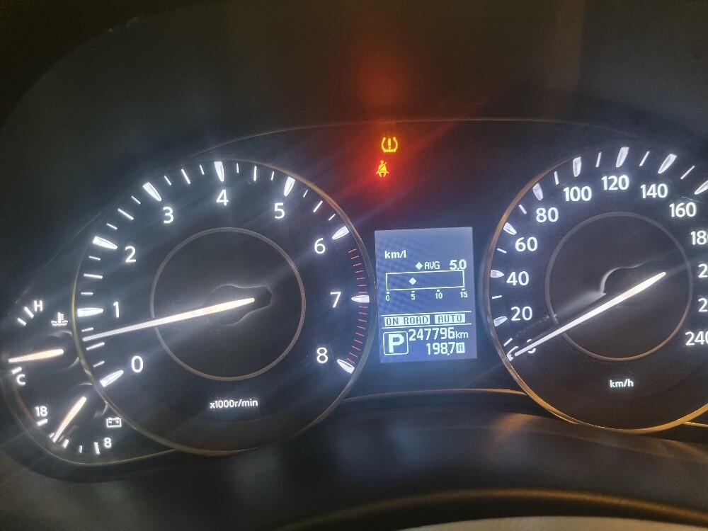 نيسان بلاتينيوم ٤٠٠ - 8