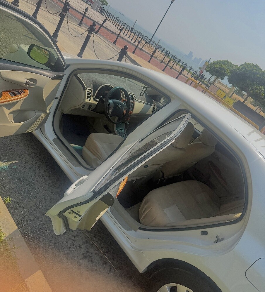 Toyota carolla 2011 - 5