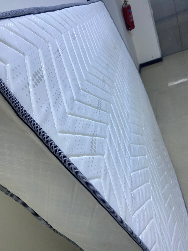 King Size Spring Mettress  - 5