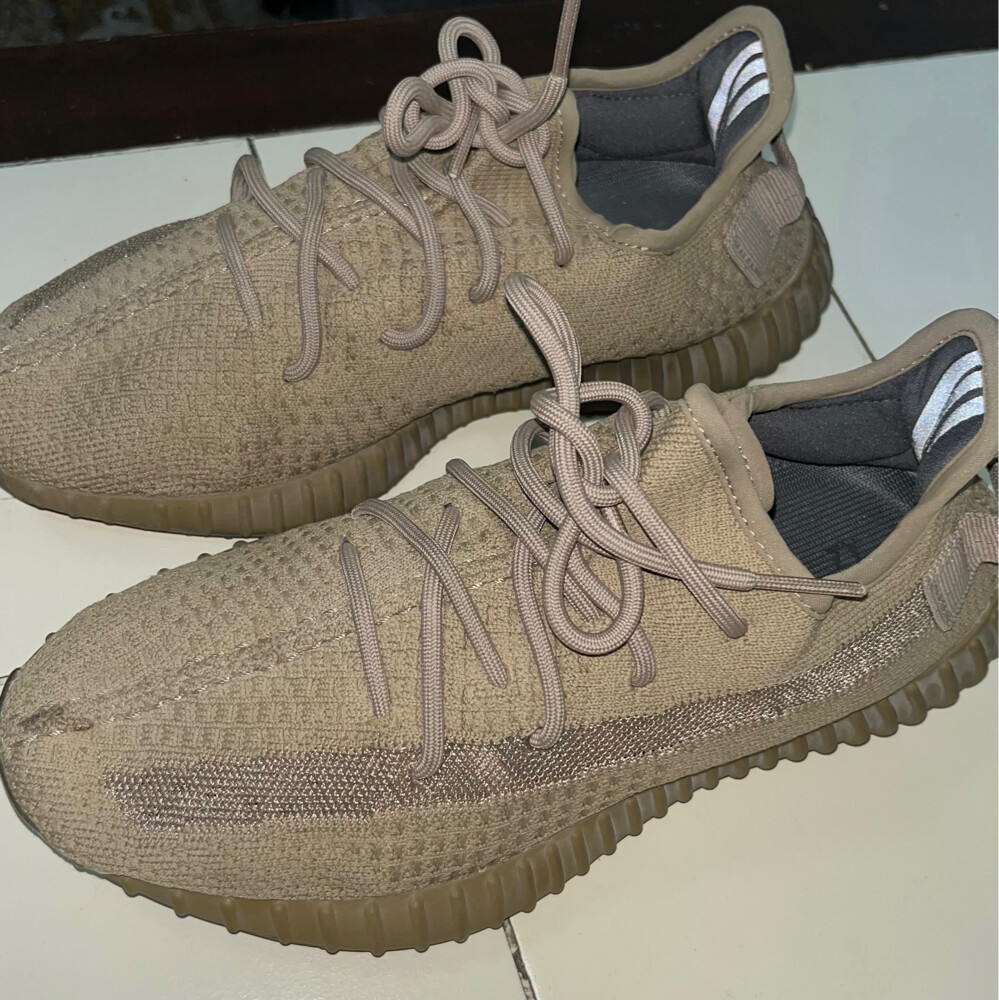 yeezy boost earth - 3