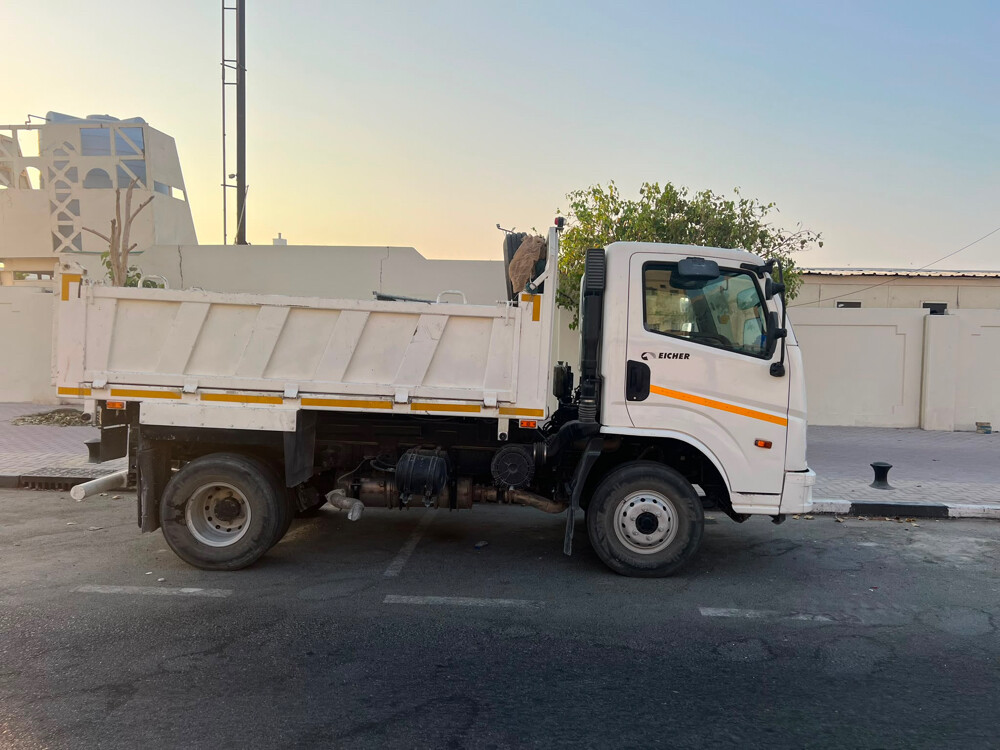 Eicher dump truck - 7