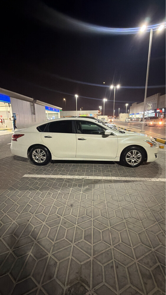 نيسان التيما  - 3