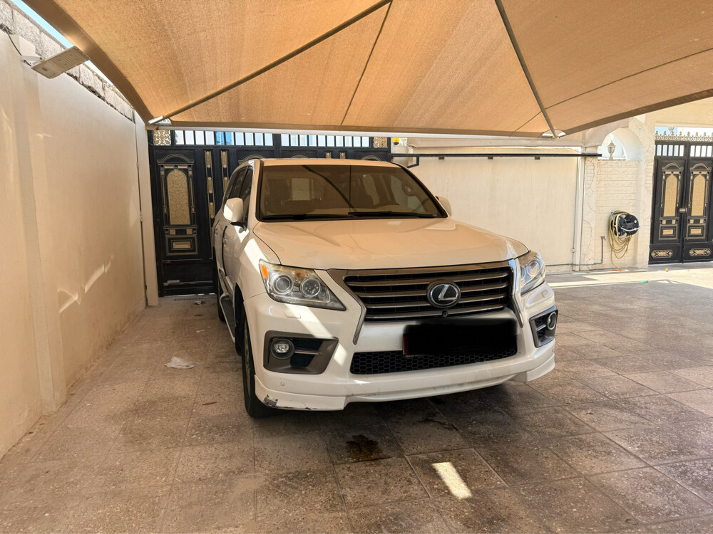 2015 Lexus LX 570 - 2