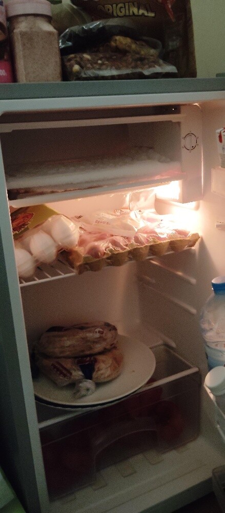 REFRIGERATOR SELLING - 4