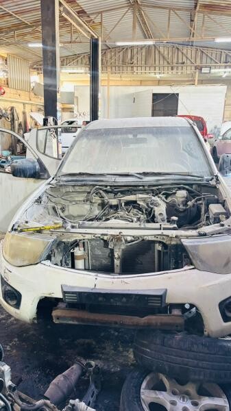 MITSUBISHI L200 2008 - 10