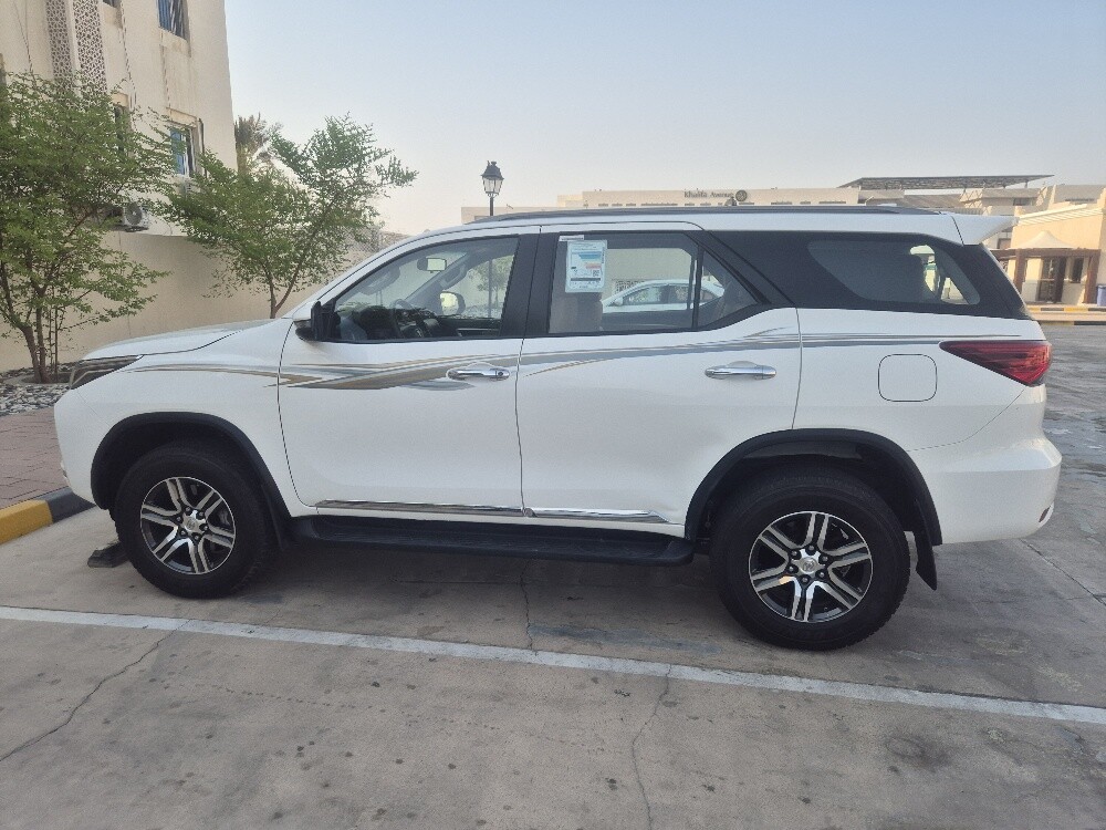 Toyota fortuner 2022 V6 - 2