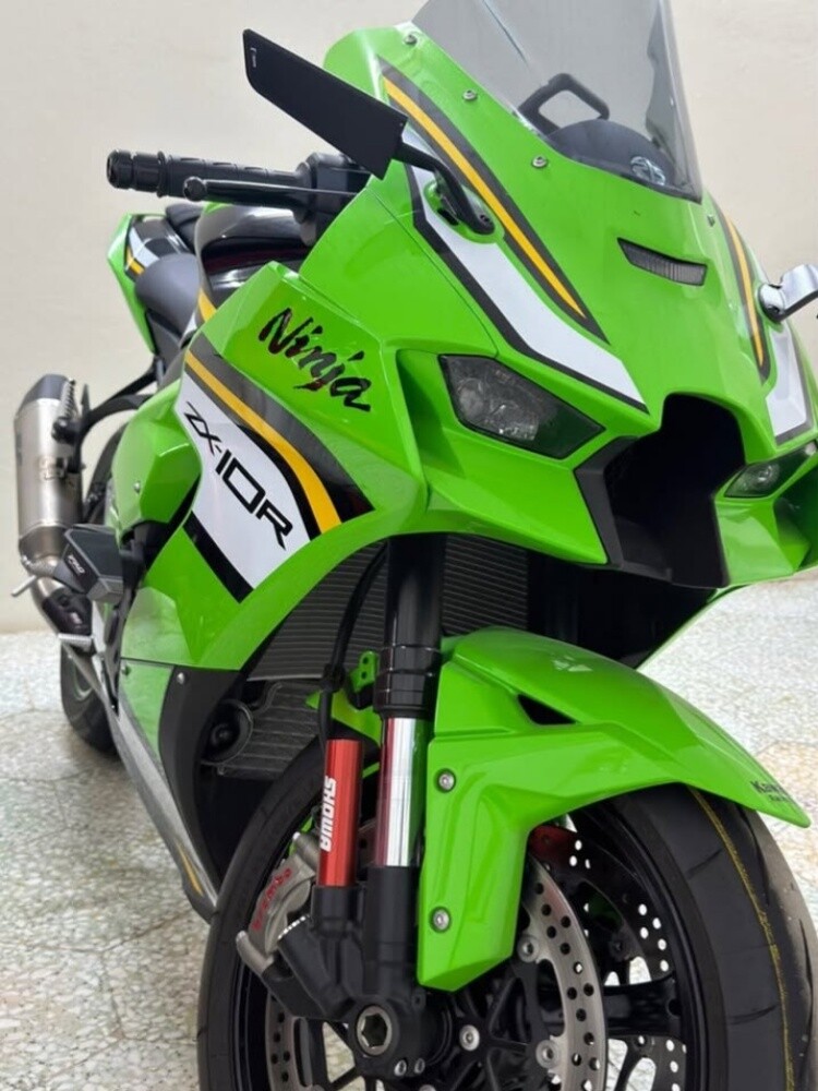 2025 Kawasaki Ninja ZX-10R KRT - 2
