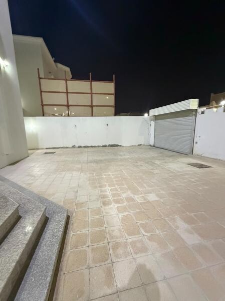For rent: Location in Muaither, Al - 4
