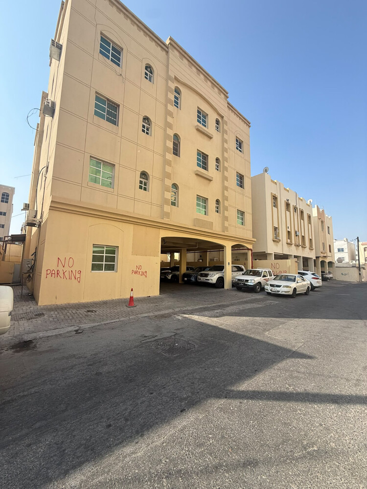 للبيع عماره في مدينة خليفه  - 2