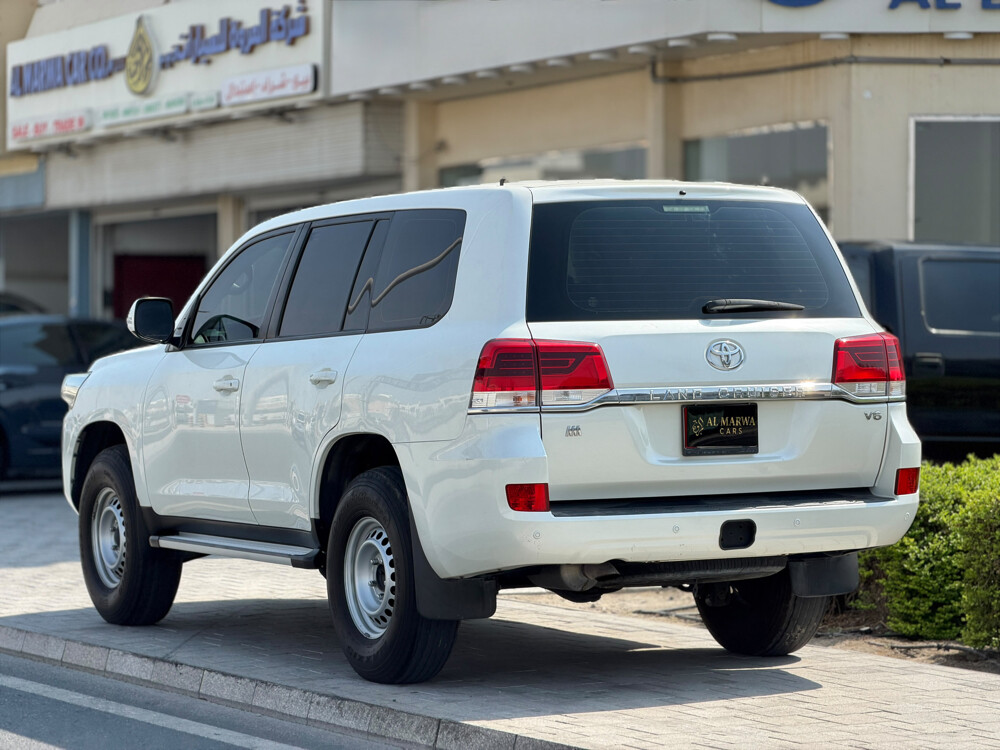 Toyota Land Cruiser GX Model: 2017 - 5