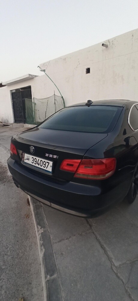 2009 BMW 325i 2-Door Coupe - 4