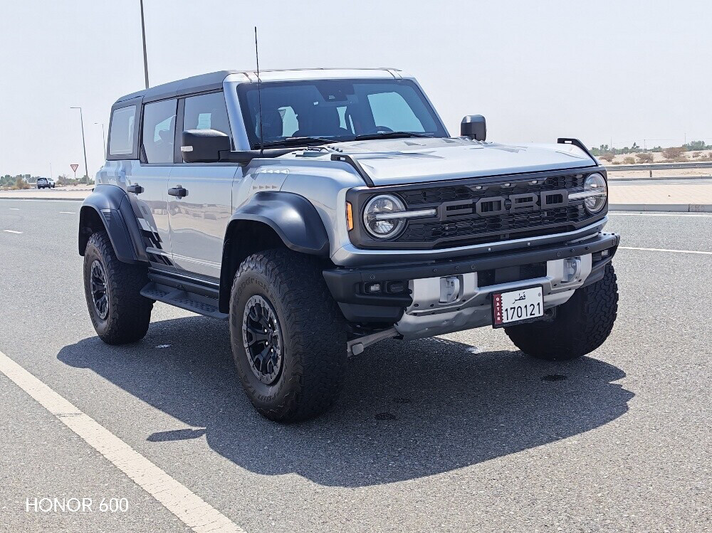 Ford Raptor 2023 silver  - 4