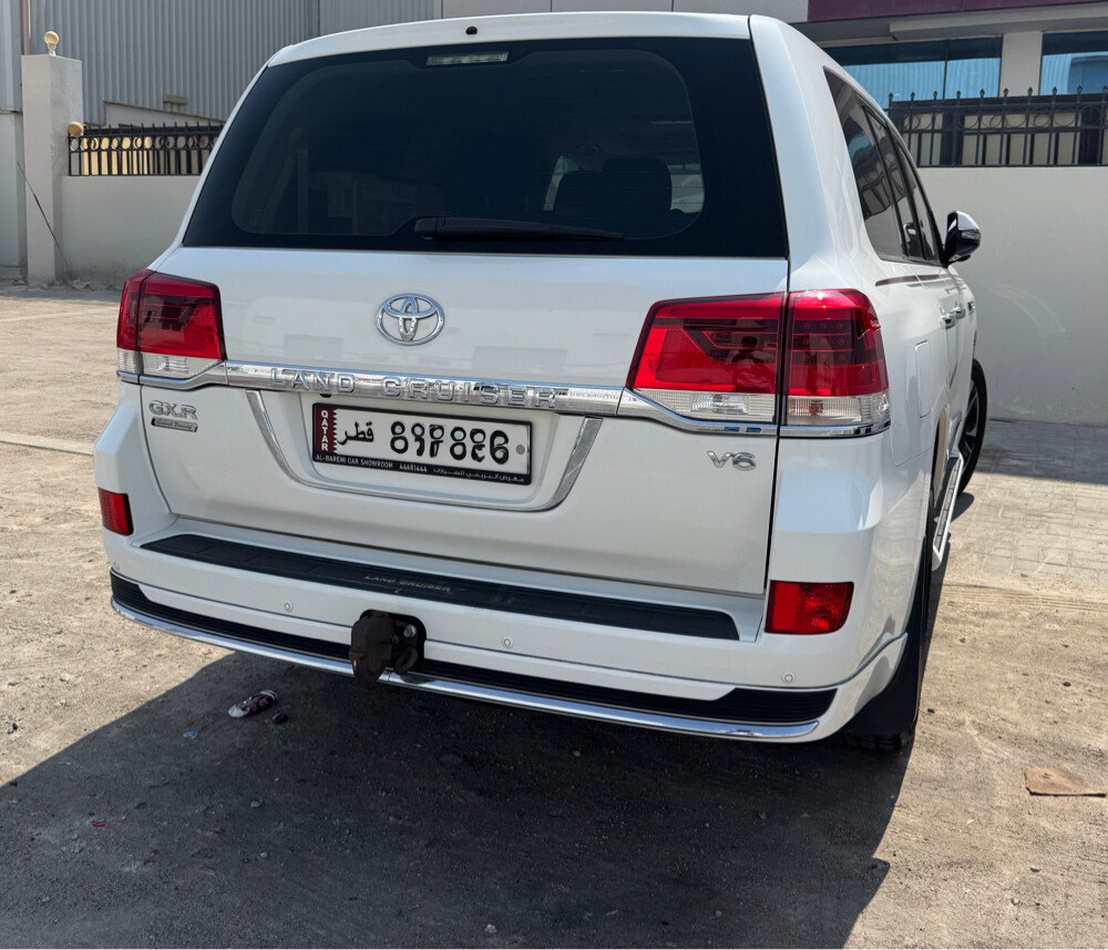Toyota Land Cruiser GXR  - 6