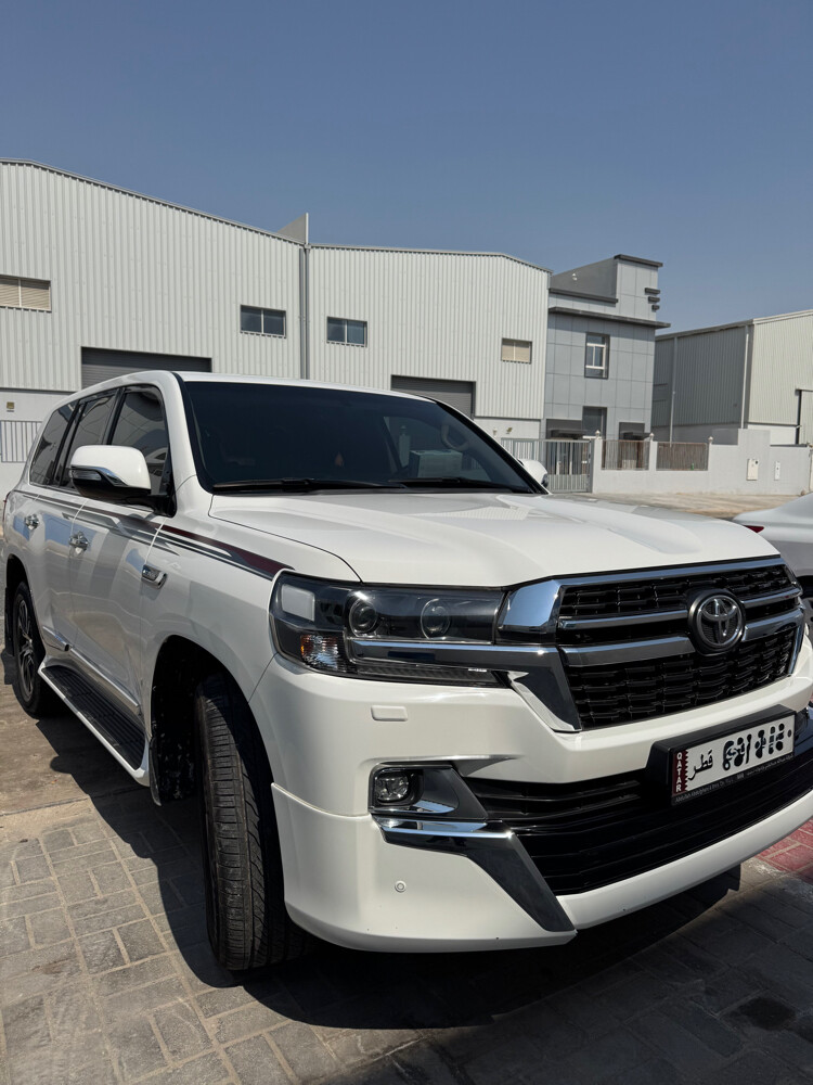 Toyota Land Cruiser GXR  - 4