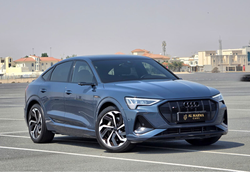 Audi e-tron Model: 2021 - 2