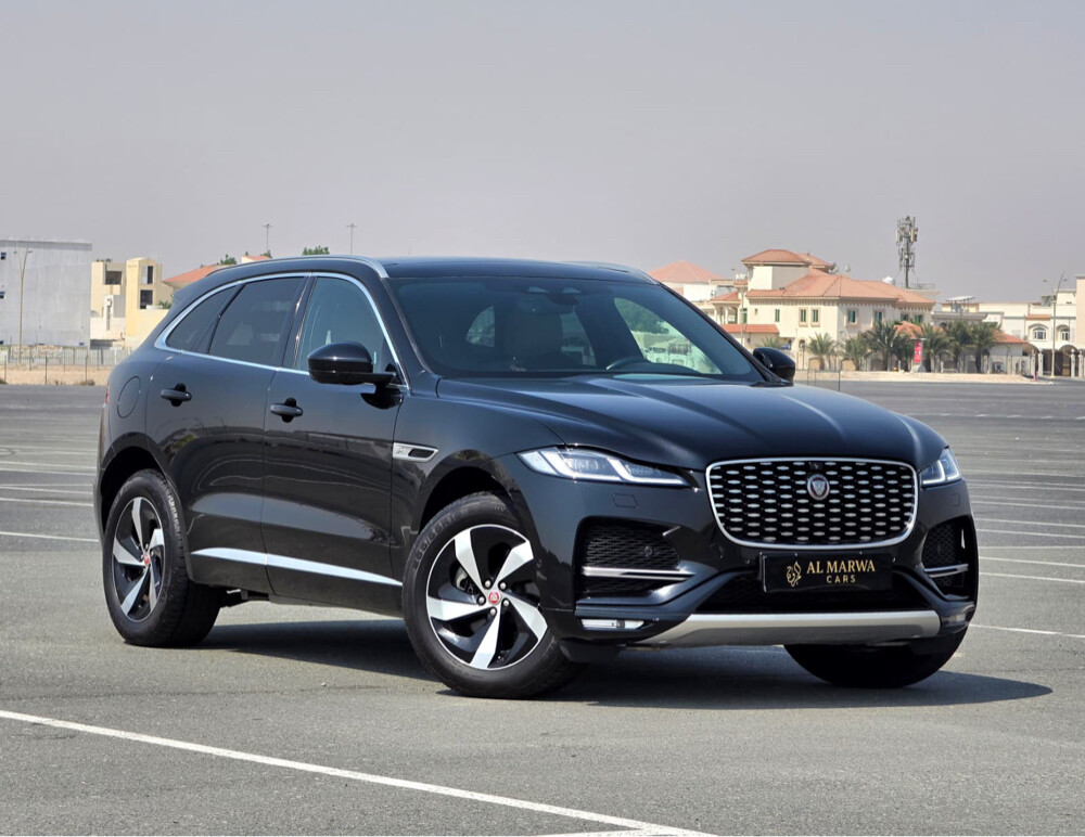 جاكوار اف بيس موديل 2021 - 3
